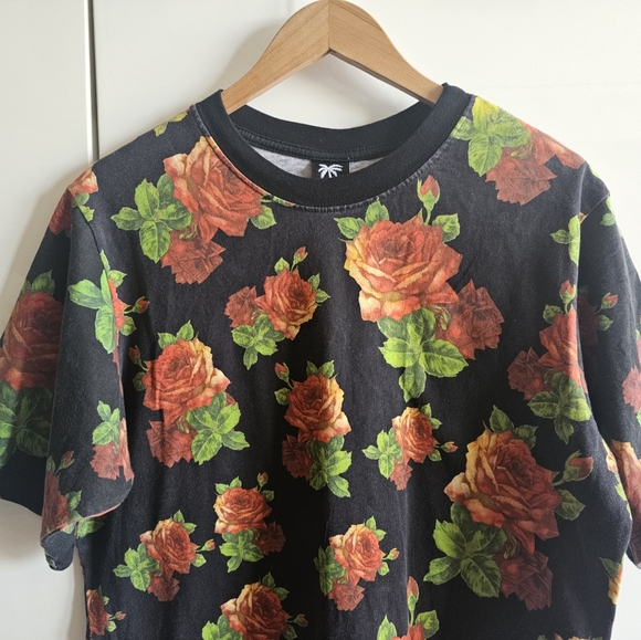 Oversized Thick Floral Tee - Picture 4 of 9